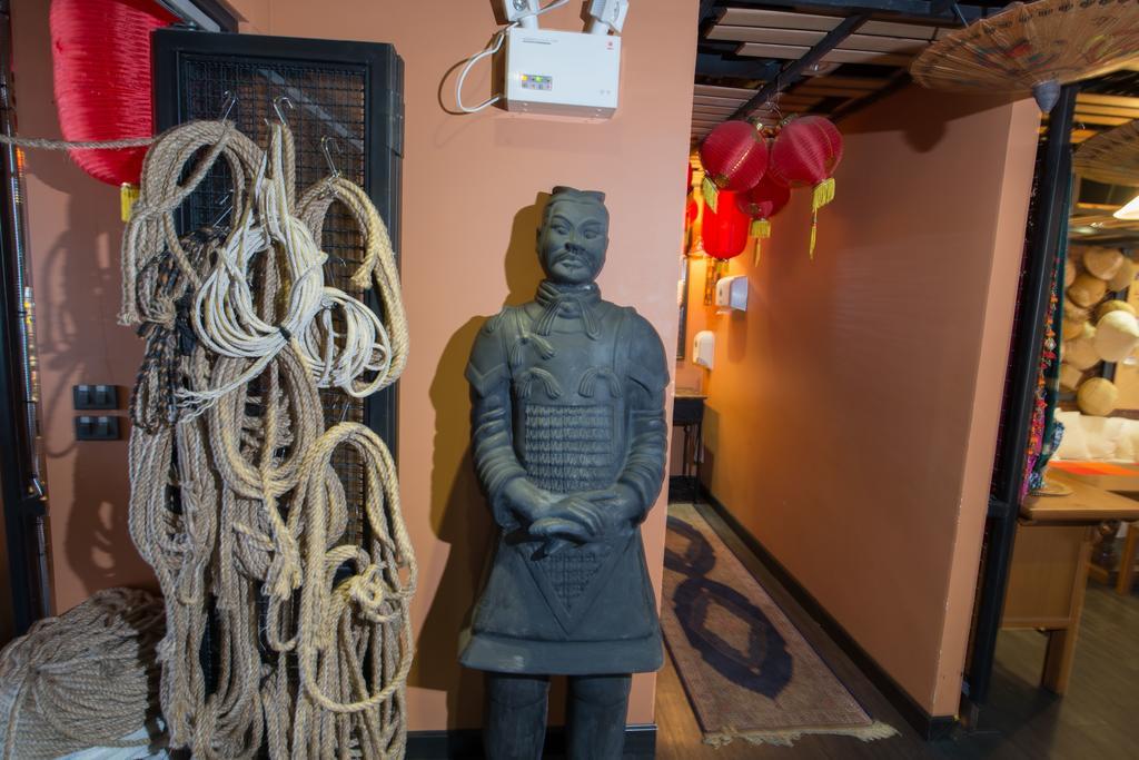 Atlantis Pattaya High Service Джомтиен Бийч Екстериор снимка