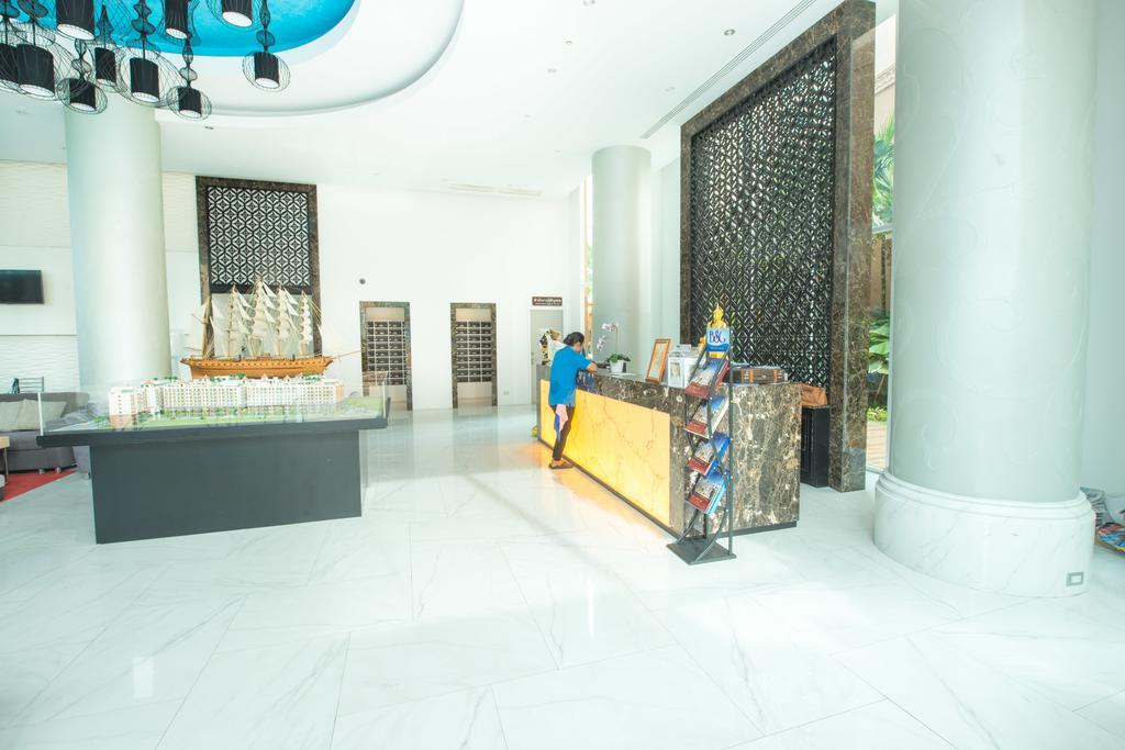 Atlantis Pattaya High Service Джомтиен Бийч Екстериор снимка