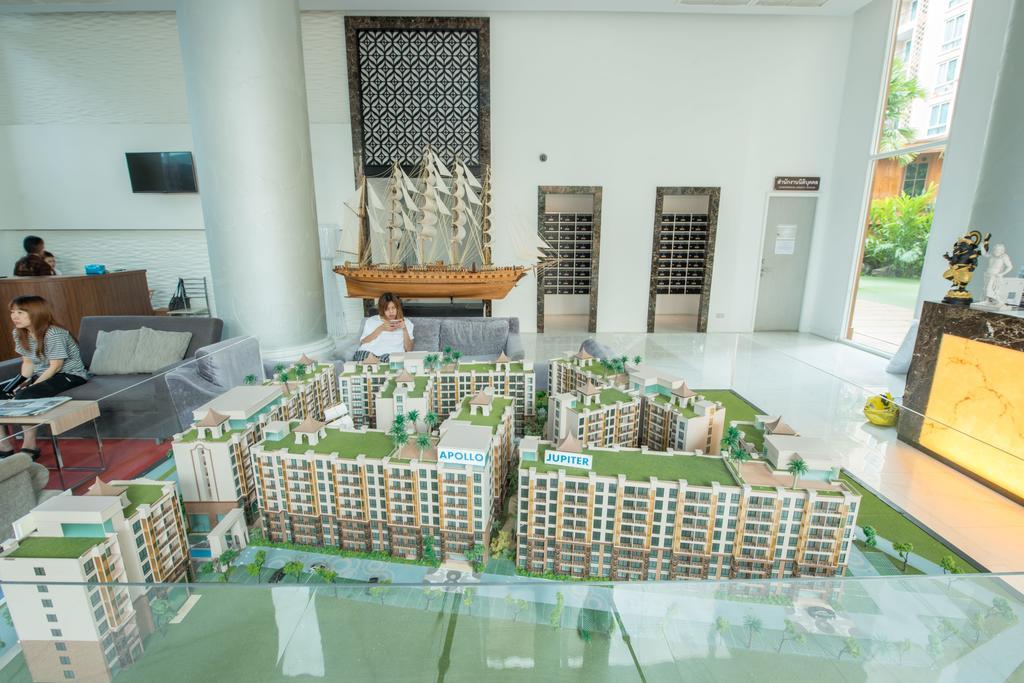 Atlantis Pattaya High Service Джомтиен Бийч Екстериор снимка