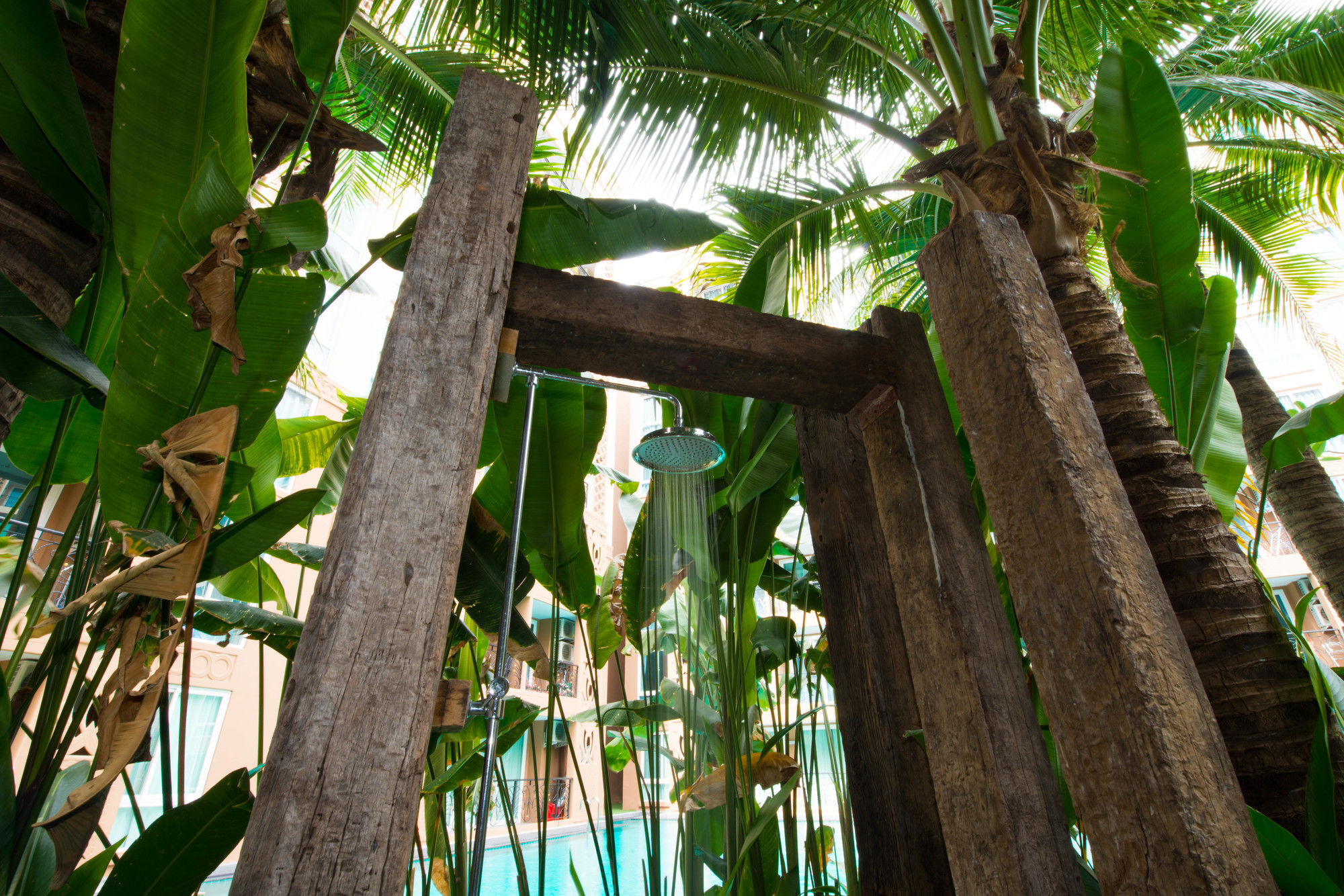 Atlantis Pattaya High Service Джомтиен Бийч Екстериор снимка