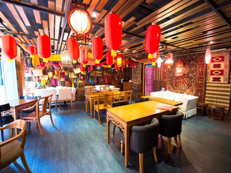 Atlantis Pattaya High Service Джомтиен Бийч Екстериор снимка