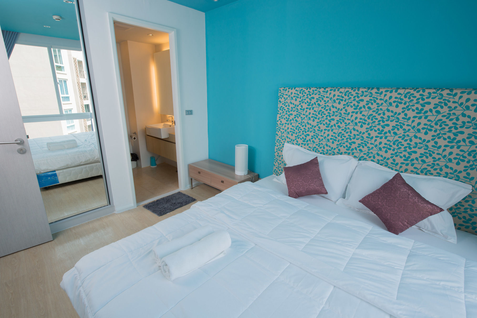 Atlantis Pattaya High Service Джомтиен Бийч Екстериор снимка